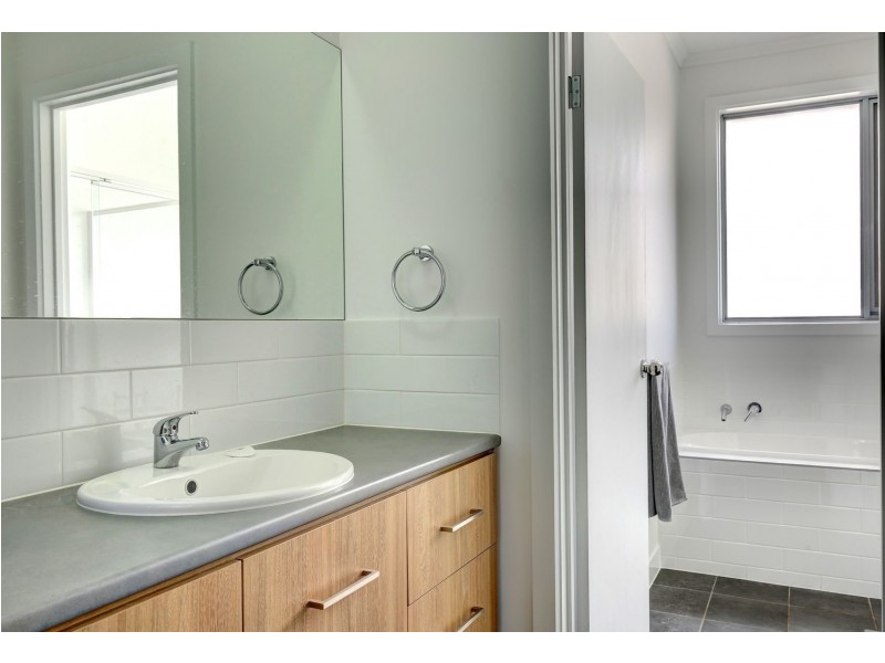 88 Nunyah Ave, Park Holme SA 5043