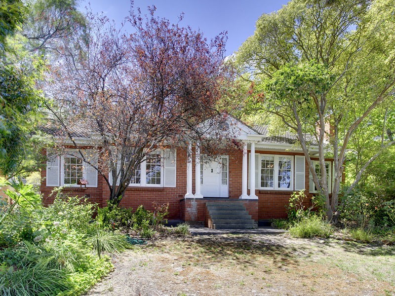 19 Currawong Ave, Glenalta SA 5052