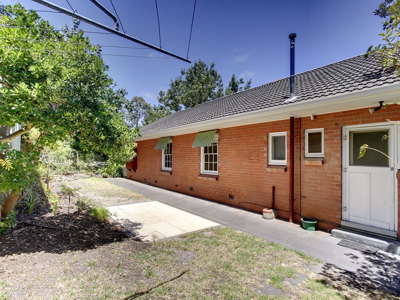 19 Currawong Ave, Glenalta SA 5052