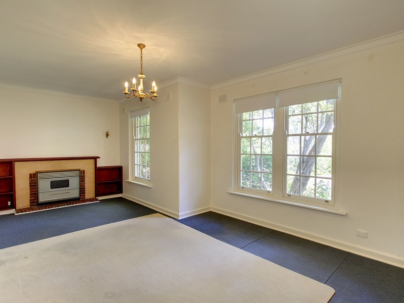 19 Currawong Ave, Glenalta SA 5052