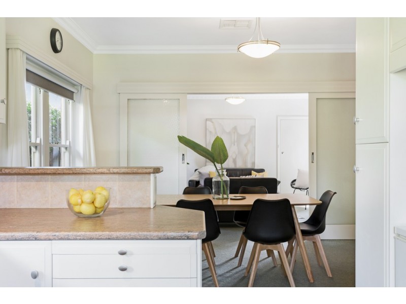 20 Wattle Avenue, Lower Mitcham SA 5062