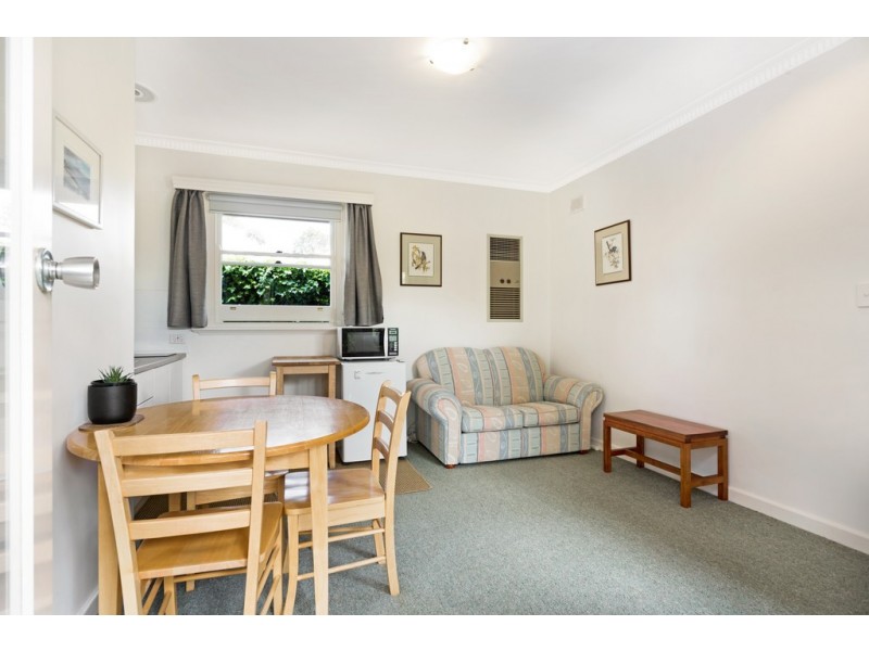 20 Wattle Avenue, Lower Mitcham SA 5062