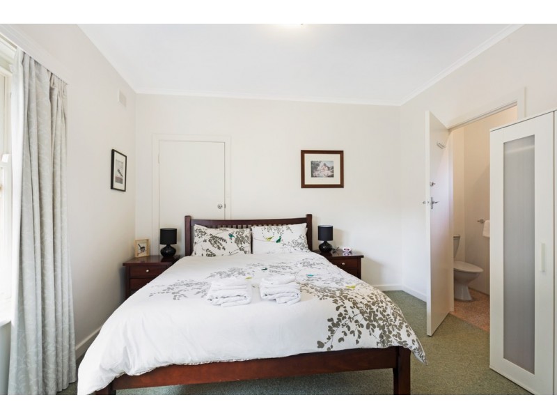 20 Wattle Avenue, Lower Mitcham SA 5062