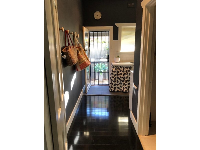 7 Lorraine Ave, Mitcham SA 5062