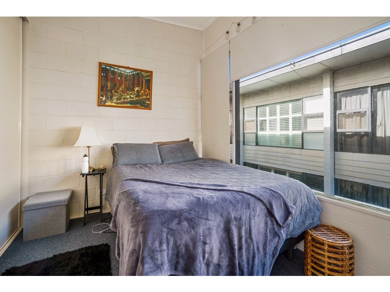 2/374 Seaview Road, Henley Beach SA 5022