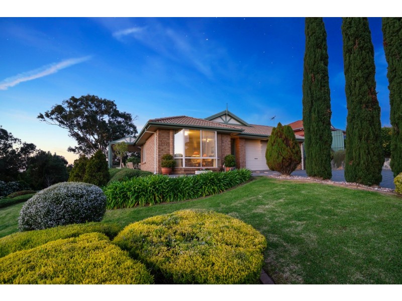 65 Greenfield Rise, Aberfoyle Park SA 5159