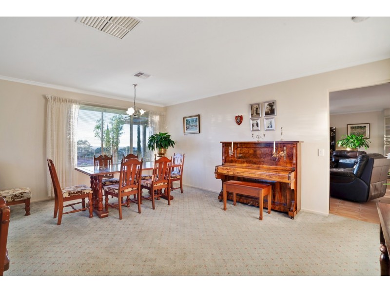 65 Greenfield Rise, Aberfoyle Park SA 5159