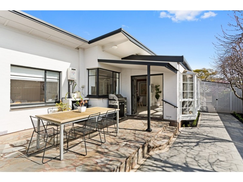 35 Hill Avenue, Cumberland Park SA 5041