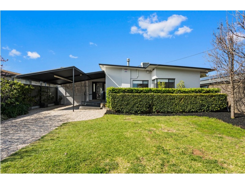 35 Hill Avenue, Cumberland Park SA 5041