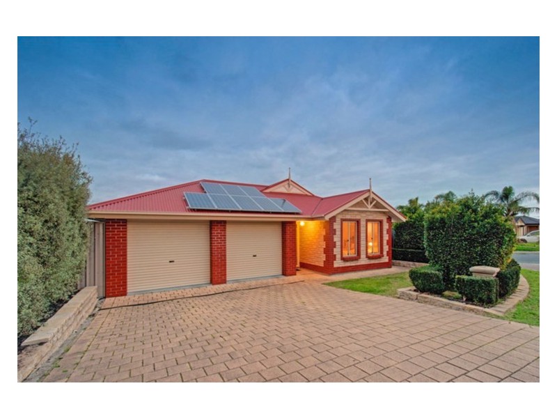 11 Verdant Parade, Woodcroft SA 5162