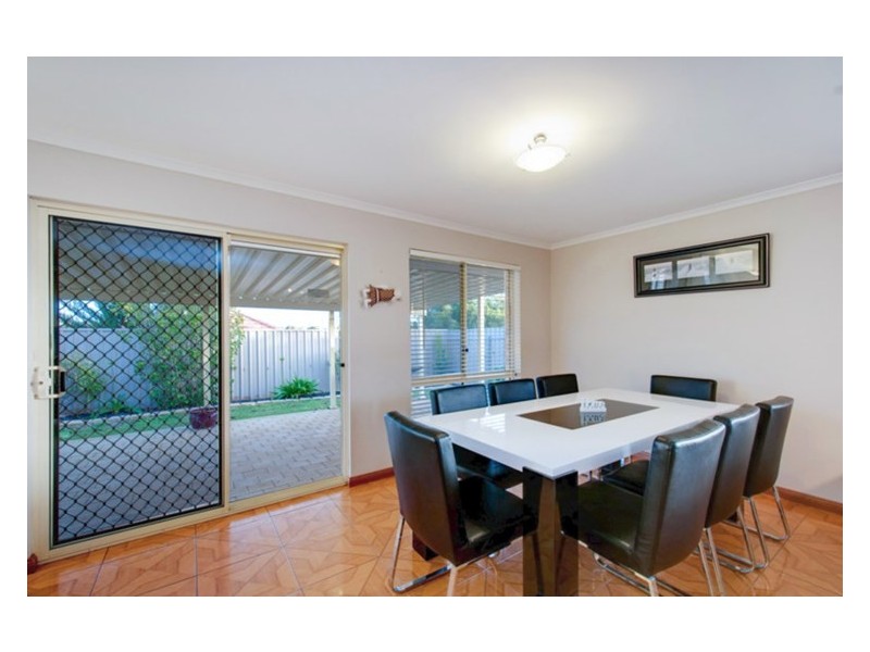 11 Verdant Parade, Woodcroft SA 5162