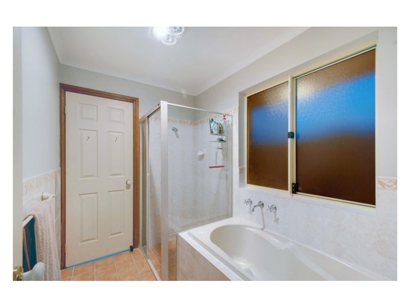 11 Verdant Parade, Woodcroft SA 5162