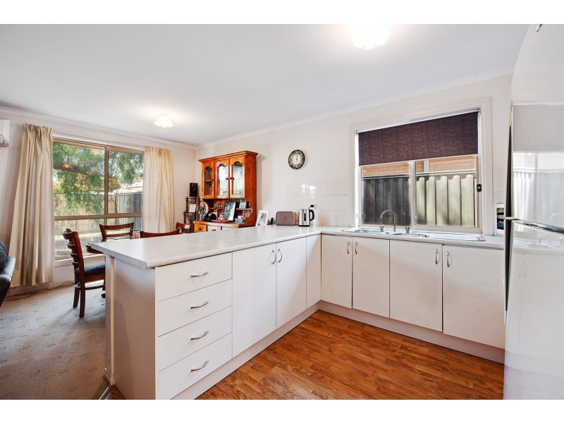 2/77 Kings Road, Salisbury Downs SA 5108