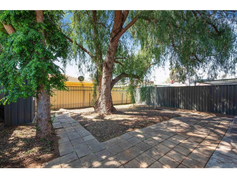 2/77 Kings Road, Salisbury Downs SA 5108