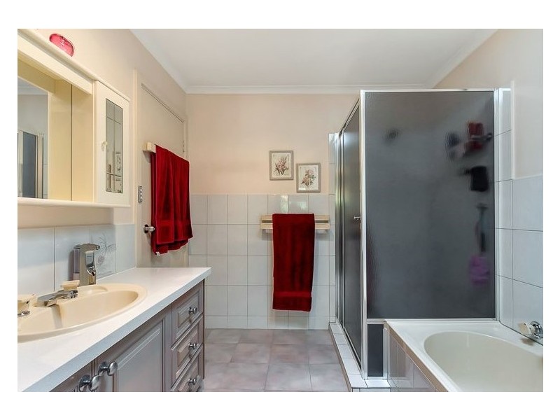 12 Carrondown Walk, Brompton SA 5007