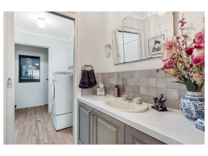 12 Carrondown Walk, Brompton SA 5007