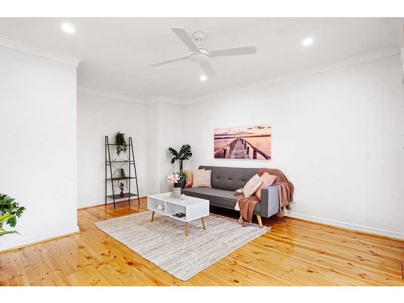 2/21 Cambridge Tce, Kingswood SA 5062