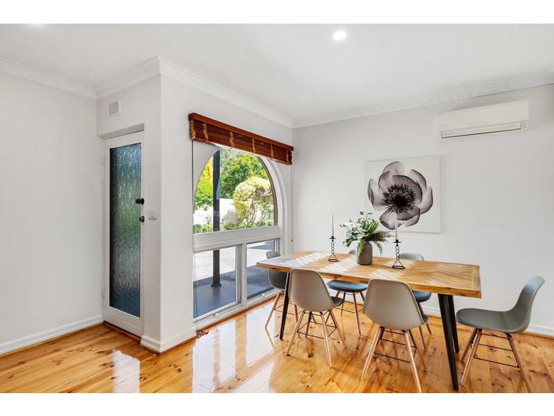 2/21 Cambridge Tce, Kingswood SA 5062