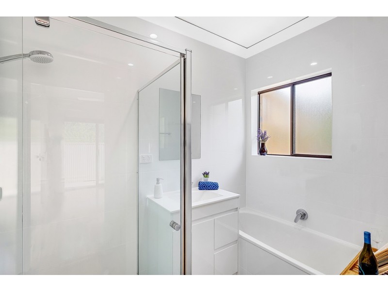 2/21 Cambridge Tce, Kingswood SA 5062