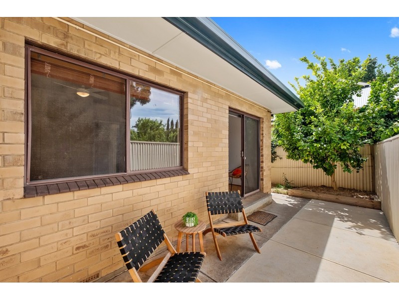 2/21 Cambridge Tce, Kingswood SA 5062