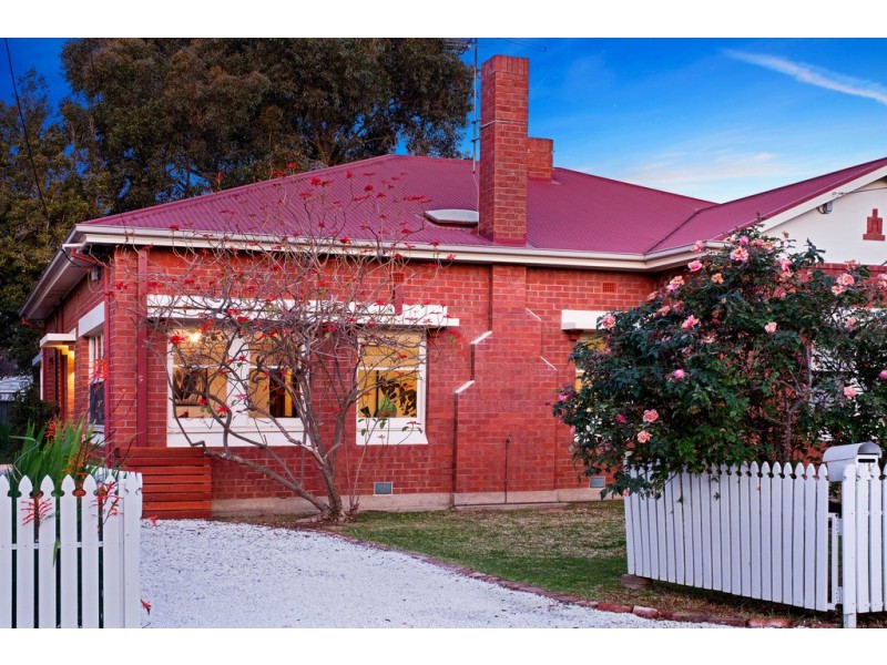 11 Africaine Avenue, Everard Park SA 5035