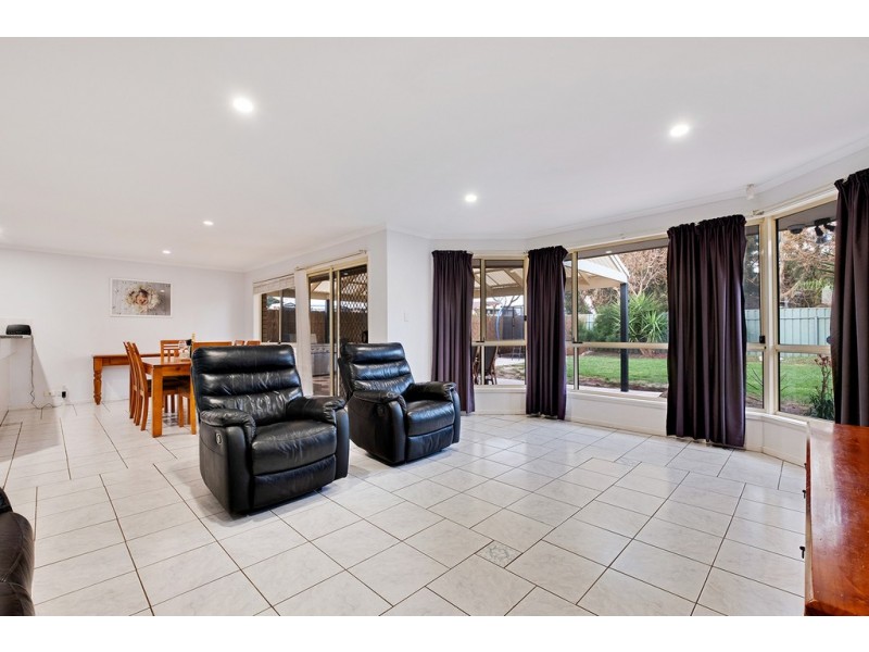 6 Ash Court, Paralowie SA 5108