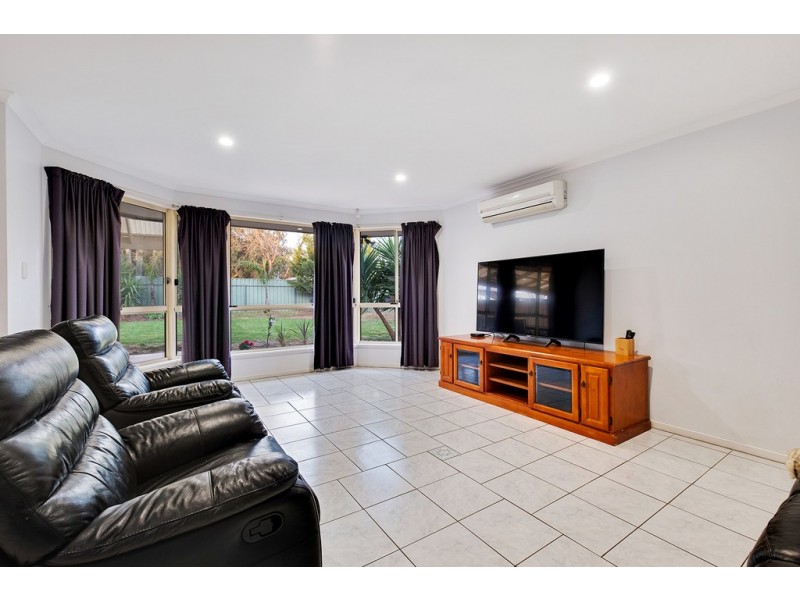 6 Ash Court, Paralowie SA 5108