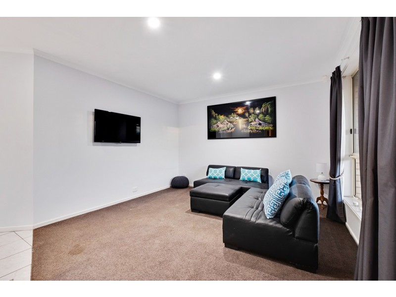 6 Ash Court, Paralowie SA 5108