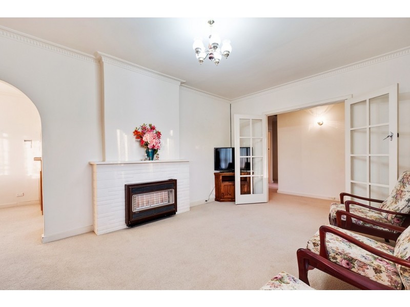 12 Seccafien Avenue, Marion SA 5043