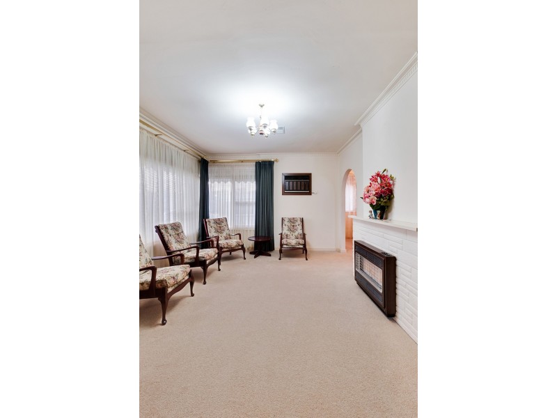 12 Seccafien Avenue, Marion SA 5043