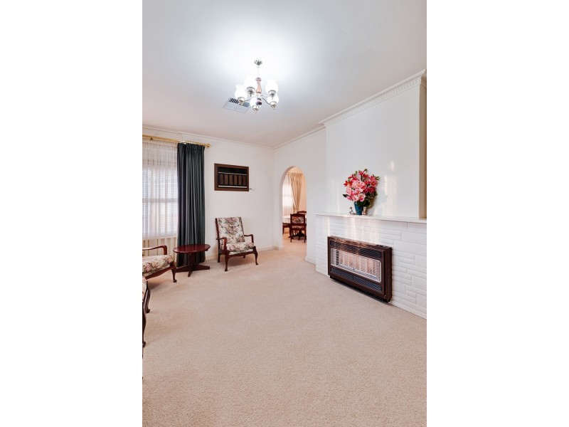 12 Seccafien Avenue, Marion SA 5043