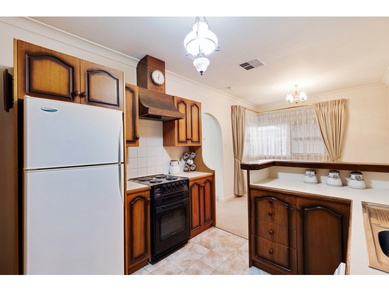 12 Seccafien Avenue, Marion SA 5043