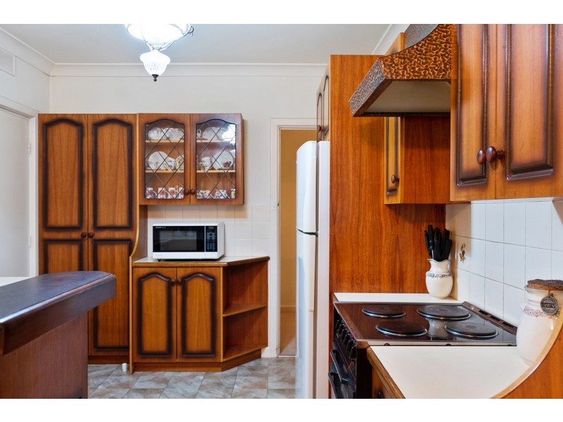 12 Seccafien Avenue, Marion SA 5043