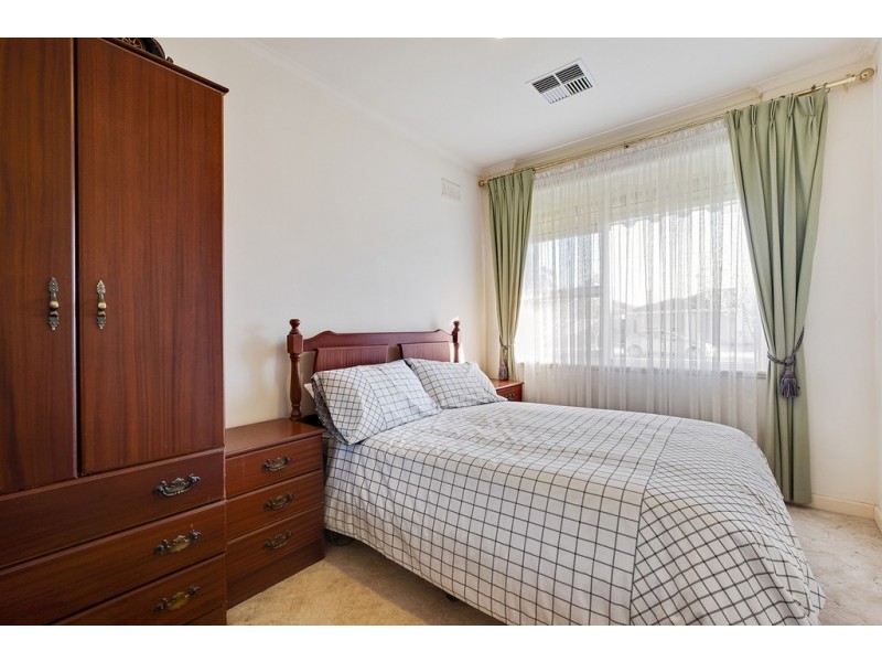 12 Seccafien Avenue, Marion SA 5043