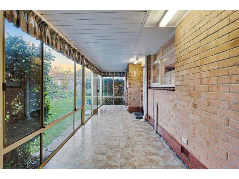 12 Seccafien Avenue, Marion SA 5043