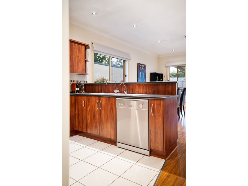2 Quintus Terrace, Dover Gardens SA 5048