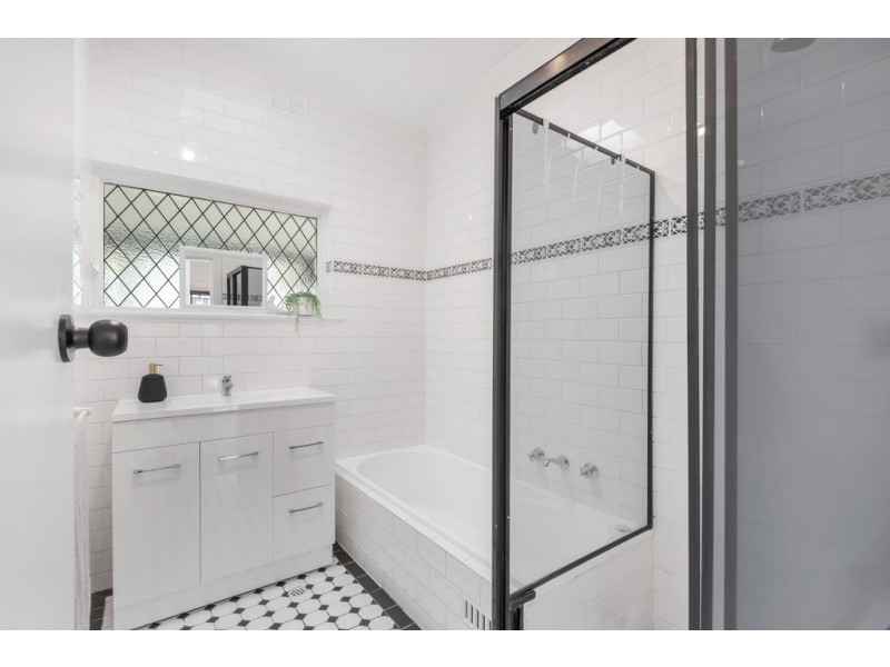 123 Daws Road, Clovelly Park SA 5042