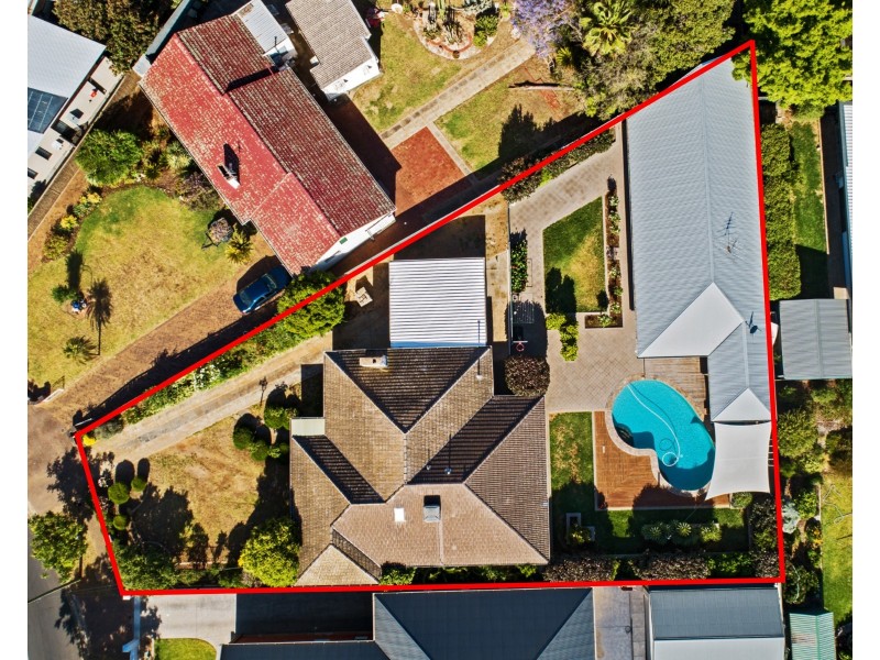 9 Holme Avenue, Lower Mitcham SA 5062