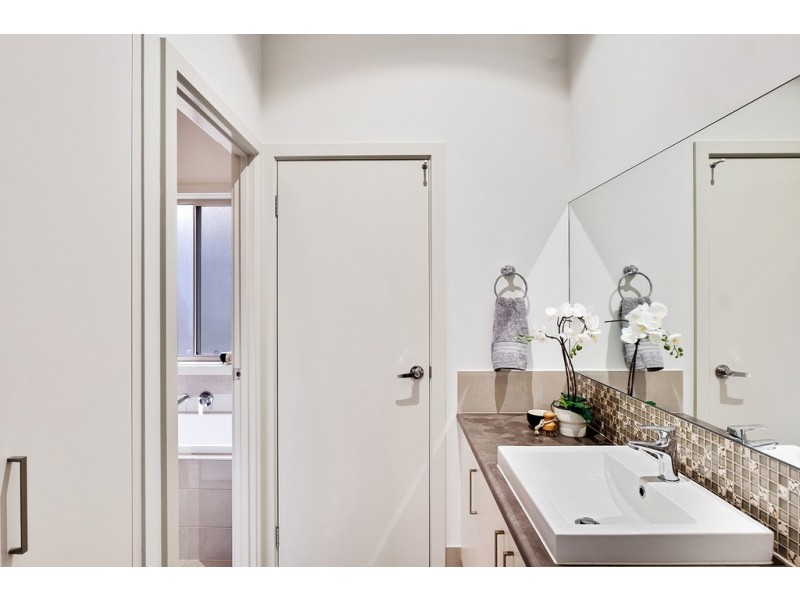 58 Wynn Vale Drive, Gulfview Heights SA 5096