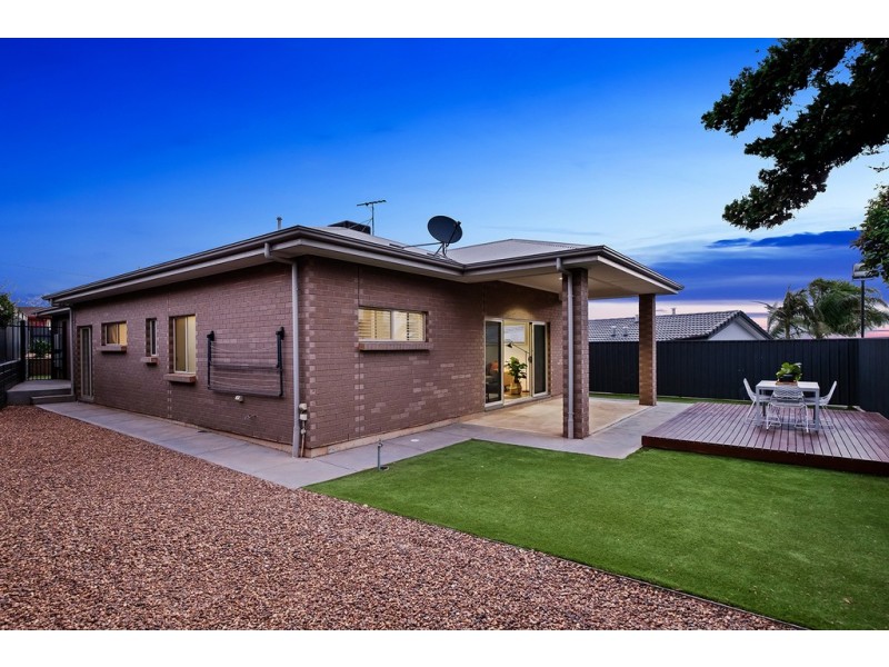 58 Wynn Vale Drive, Gulfview Heights SA 5096