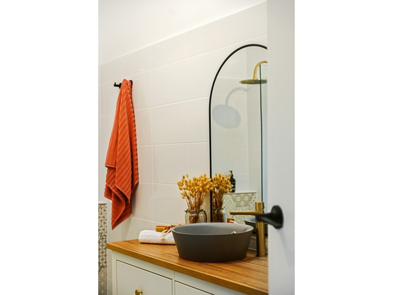 9 Neeangarra Crescent, Hallett Cove SA 5158