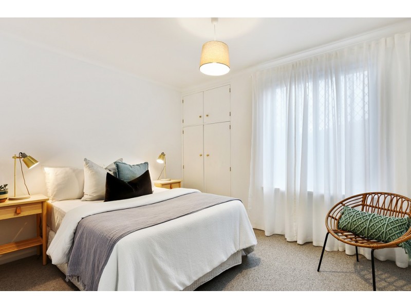 9 Neeangarra Crescent, Hallett Cove SA 5158