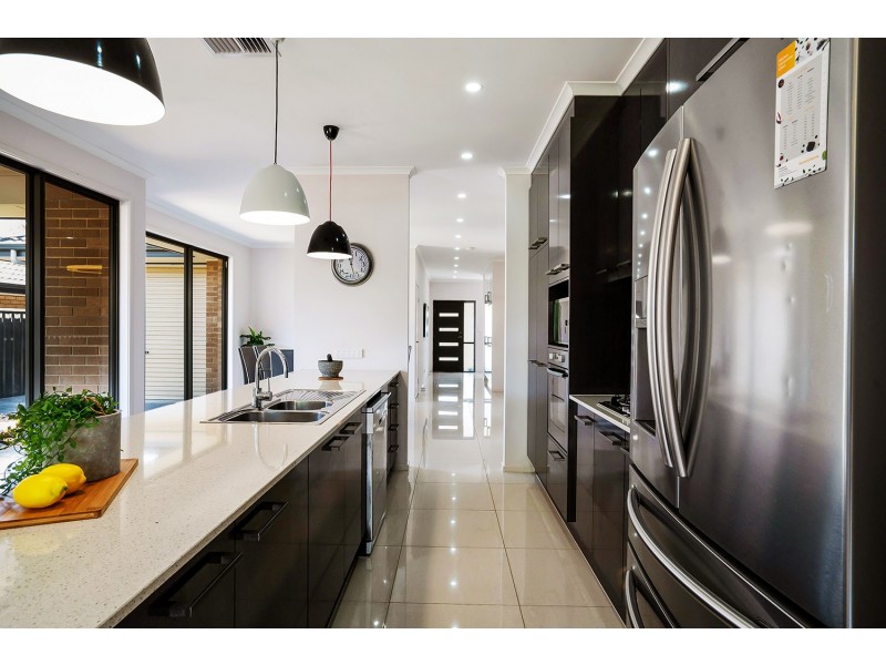 37 Craigburn Road, Craigburn Farm SA 5051