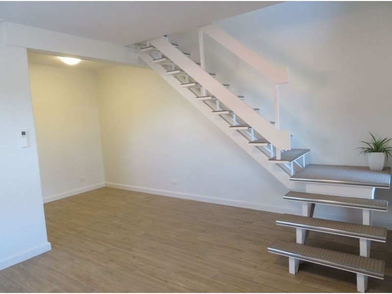 2/14 Lorraine Ave, Clarence Park SA 5034