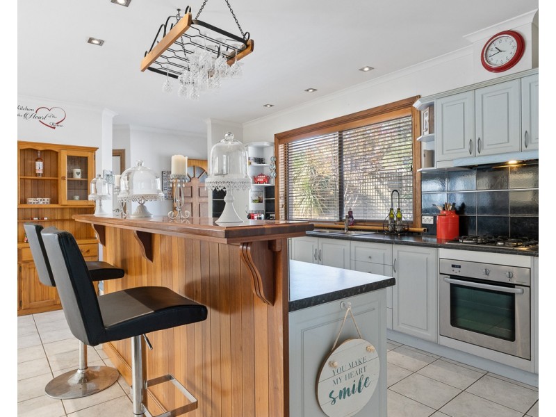 16 Stirling Avenue, Sellicks Beach SA 5174