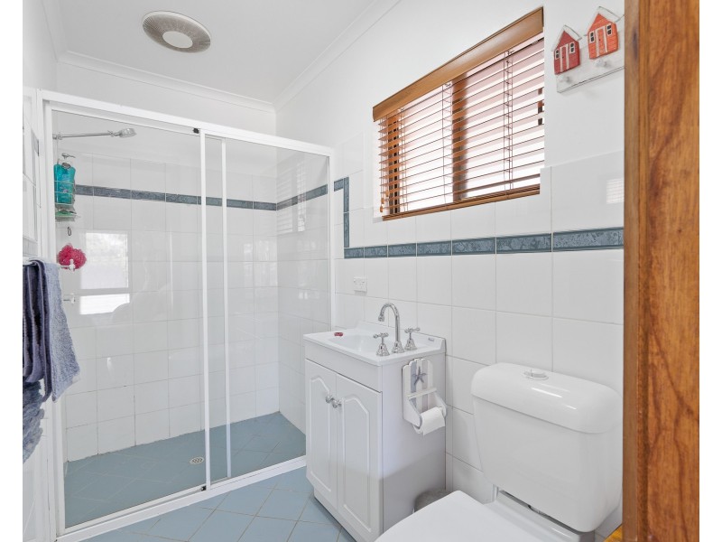 16 Stirling Avenue, Sellicks Beach SA 5174