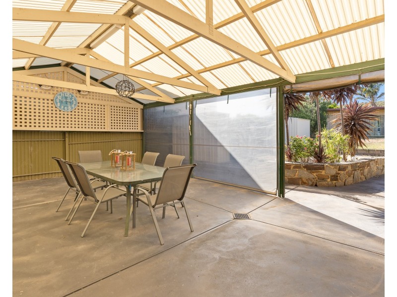 16 Stirling Avenue, Sellicks Beach SA 5174