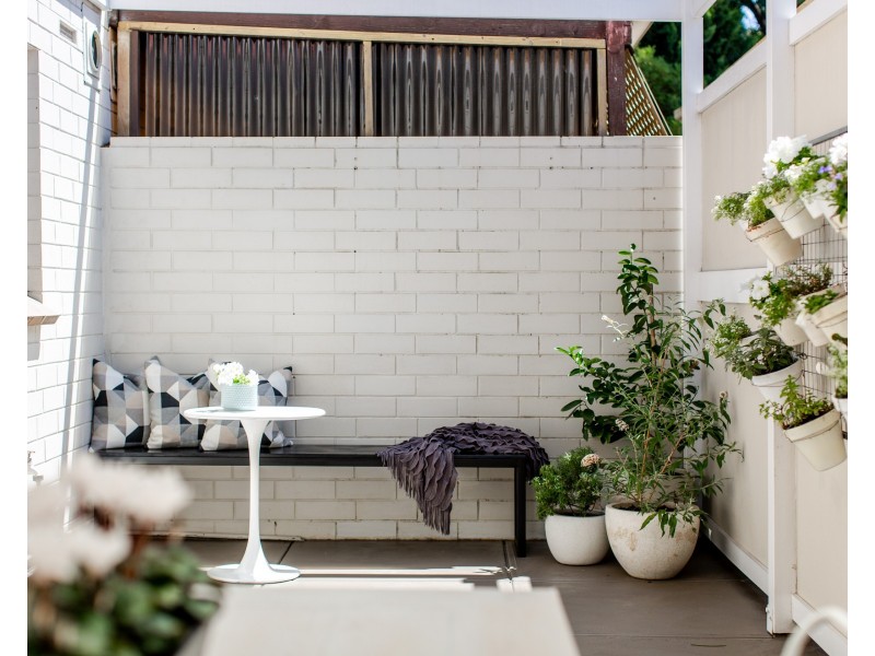 2/142 Anzac Highway (Wellington St frontage), Glandore SA 5037