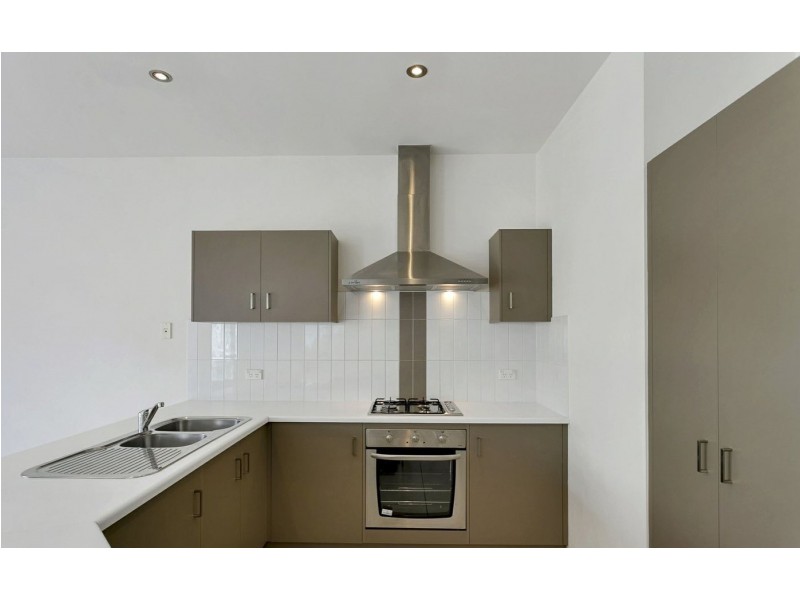 1 Sugarloaf Lane, Mawson Lakes SA 5095