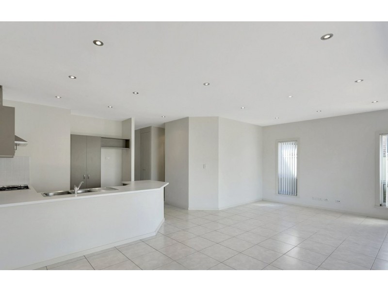 1 Sugarloaf Lane, Mawson Lakes SA 5095